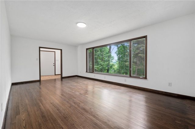 1156 Cole Rd, Kiskiminetas Twp, PA 15613