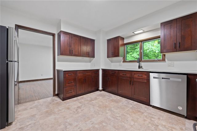 1156 Cole Rd, Kiskiminetas Twp, PA 15613