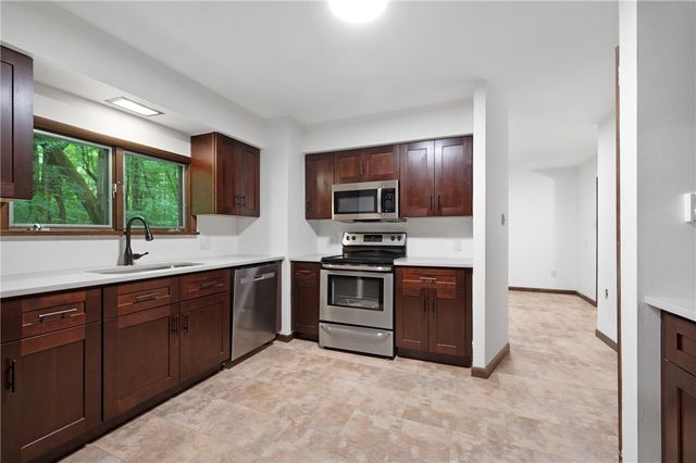 1156 Cole Rd, Kiskiminetas Twp, PA 15613