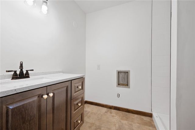 1156 Cole Rd, Kiskiminetas Twp, PA 15613
