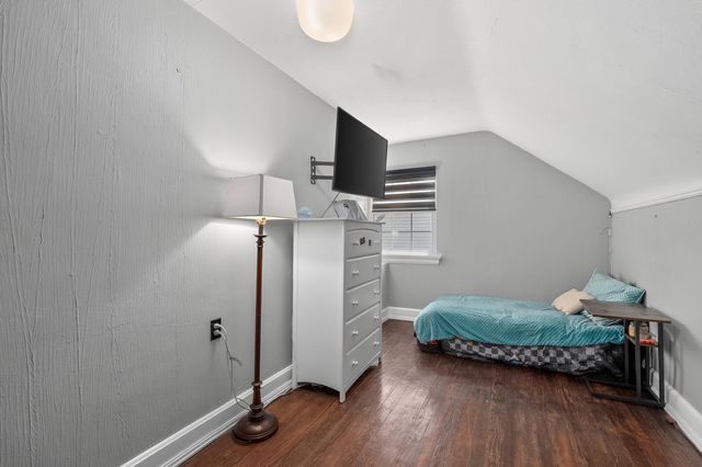 904 Clayton Court, Bellevue, KY 41073