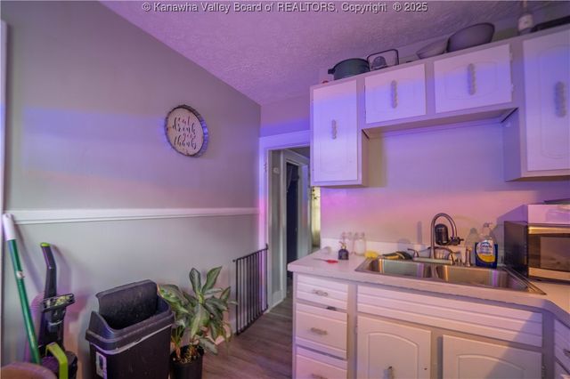 512 Maxwell Street, Charleston, WV 25311