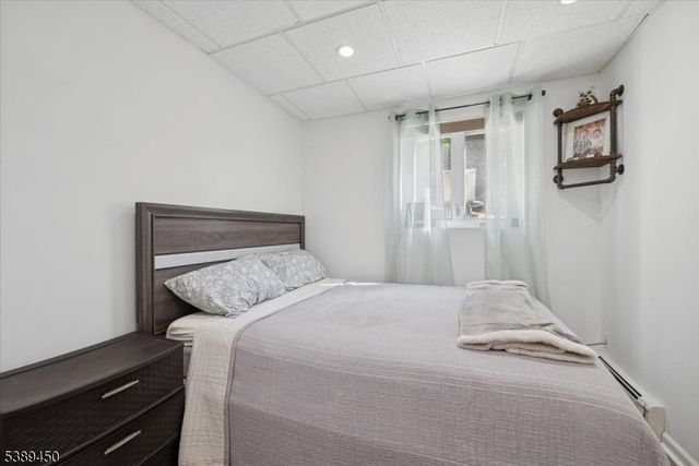 114 Rollins Trl, Hopatcong Boro, NJ 07843