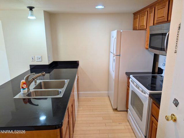 450 N Arlington Avenue UNIT 502, Reno, NV 89503