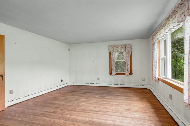 129 Forest St, Haverhill, MA 01832