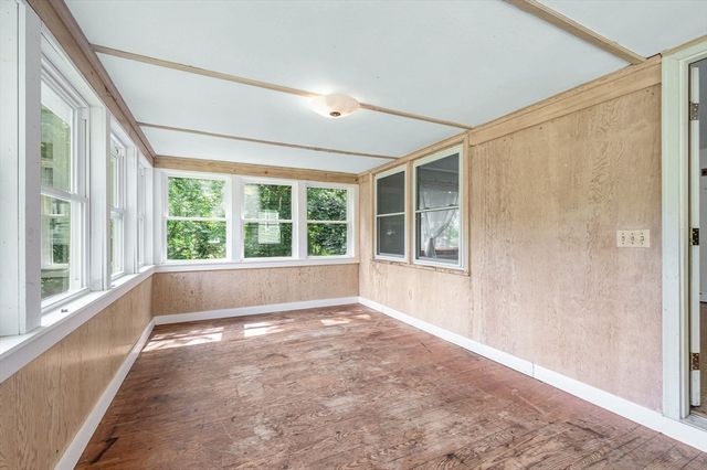 129 Forest St, Haverhill, MA 01832