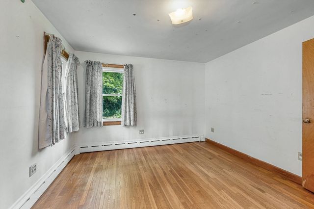 129 Forest St, Haverhill, MA 01832