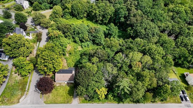 129 Forest St, Haverhill, MA 01832