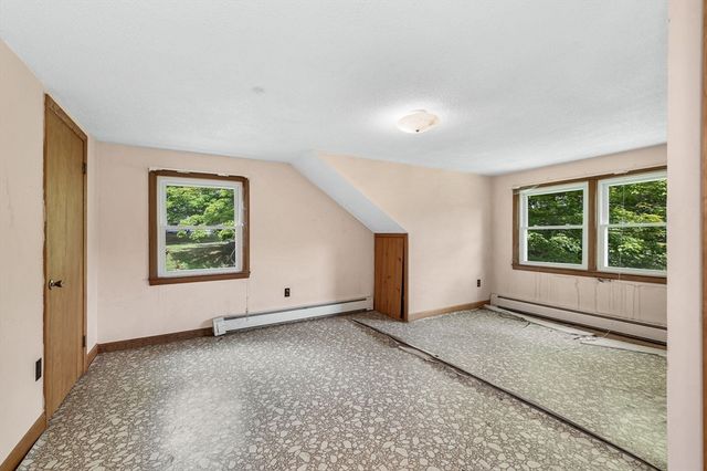 129 Forest St, Haverhill, MA 01832
