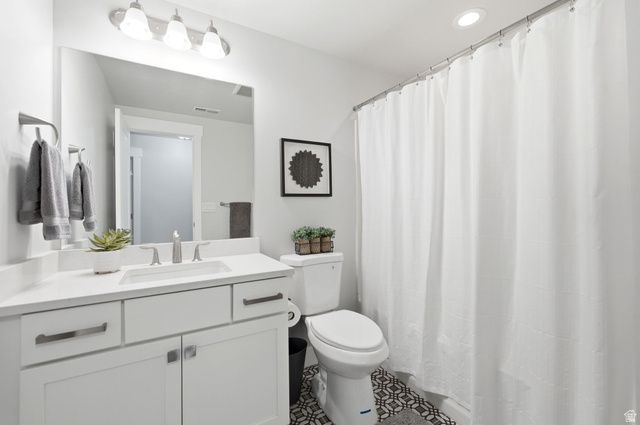10767 S LAKE TERRACE AVE, South Jordan, UT 84009