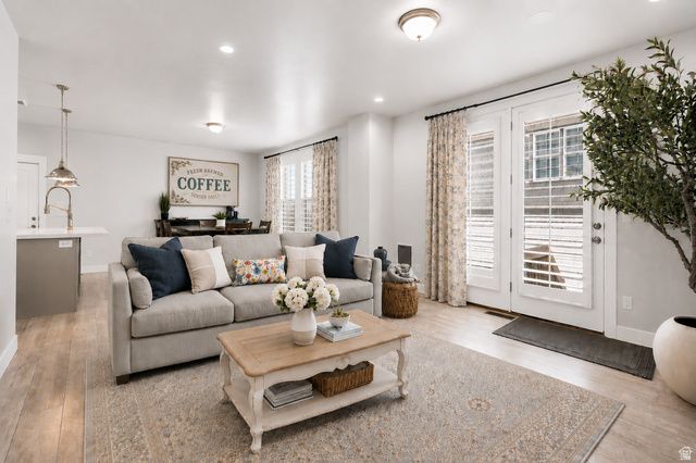 10767 S LAKE TERRACE AVE, South Jordan, UT 84009
