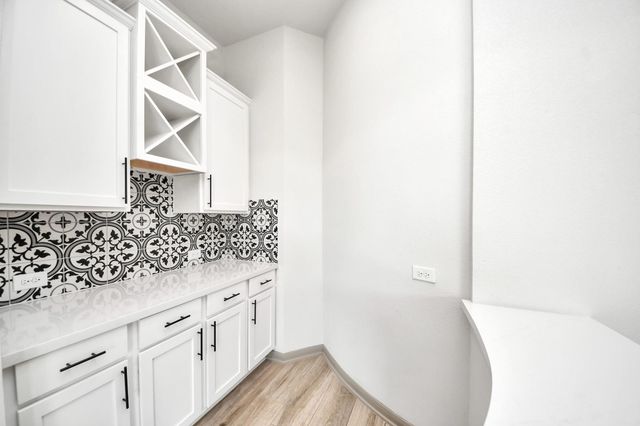 1423 Hackberry Heights Drive, Richmond, TX 77406