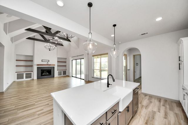 1423 Hackberry Heights Drive, Richmond, TX 77406
