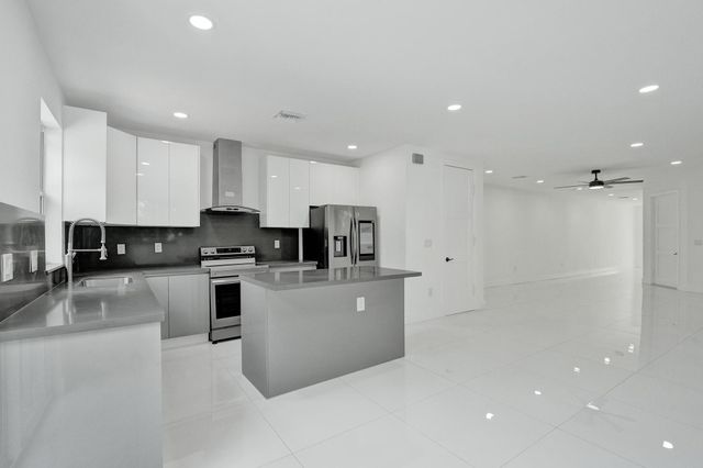 1215 W Las Olas Boulevard 1215, Fort Lauderdale, FL 33312