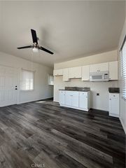 1085 Hoffman Avenue 15, Long Beach, CA 90813