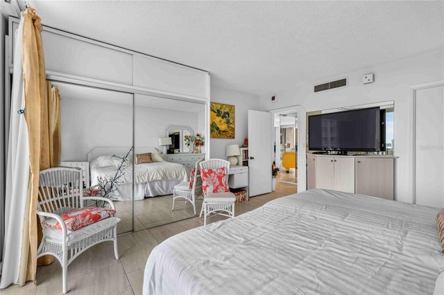1212 BEN FRANKLIN DRIVE 1205, Sarasota, FL 34236