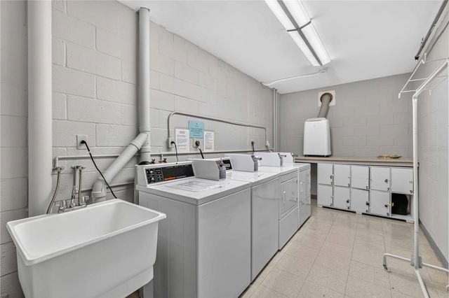 1212 BEN FRANKLIN DRIVE 1205, Sarasota, FL 34236