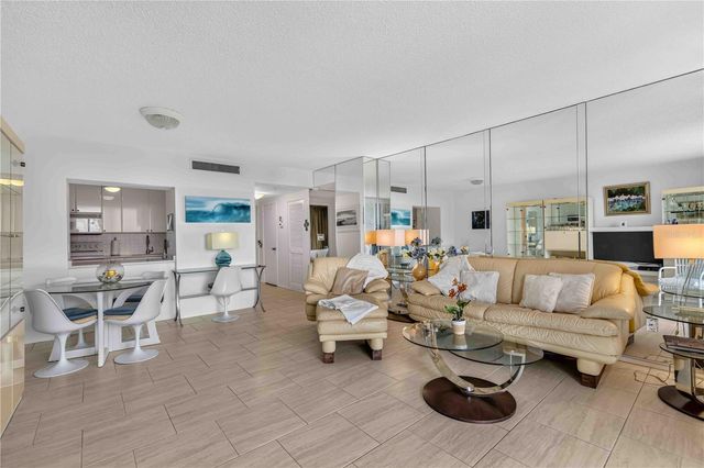1212 BEN FRANKLIN DRIVE 1205, Sarasota, FL 34236