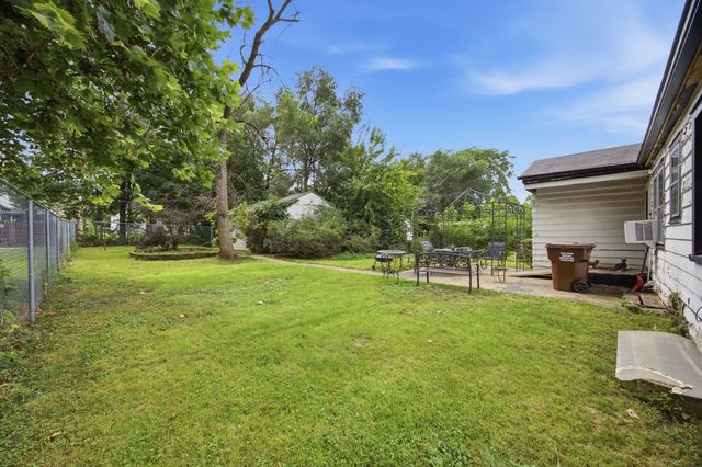 1228 Sherman Avenue, Rockford, IL 61101