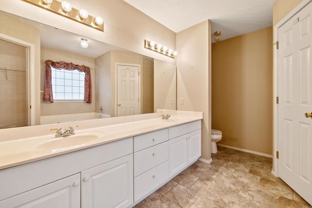 81 Meadow Ridge Loop, Maumelle, AR 72113