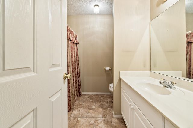 81 Meadow Ridge Loop, Maumelle, AR 72113