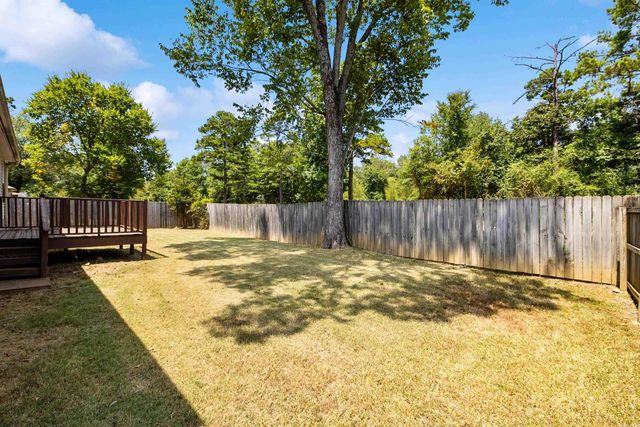 81 Meadow Ridge Loop, Maumelle, AR 72113