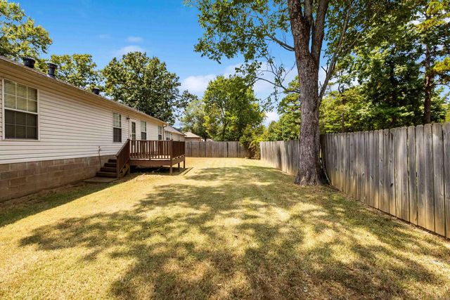 81 Meadow Ridge Loop, Maumelle, AR 72113