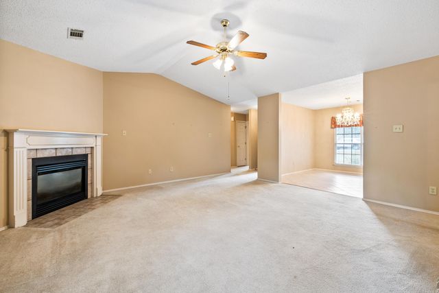 81 Meadow Ridge Loop, Maumelle, AR 72113