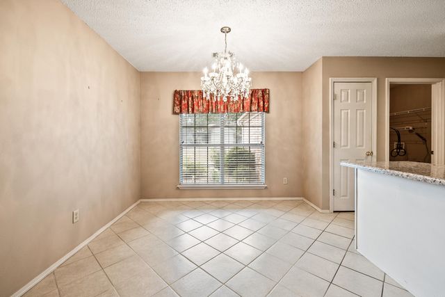 81 Meadow Ridge Loop, Maumelle, AR 72113