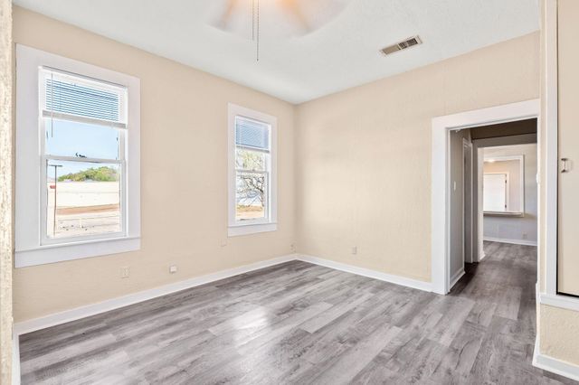 2001 E Grand Ave., Marshall, TX 75672