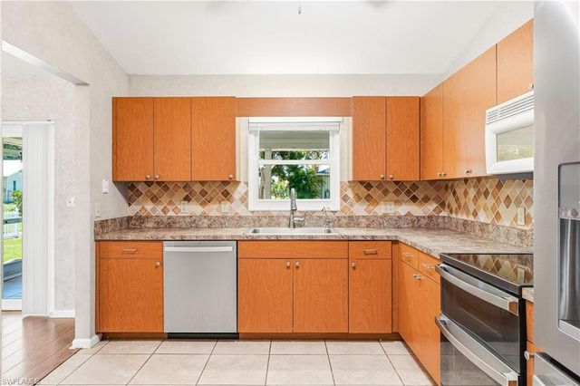 8344 Bounty RD, Fort Myers, FL 33967