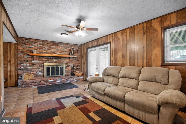 5850 STEPHEN REID RD, Huntingtown, MD 20639