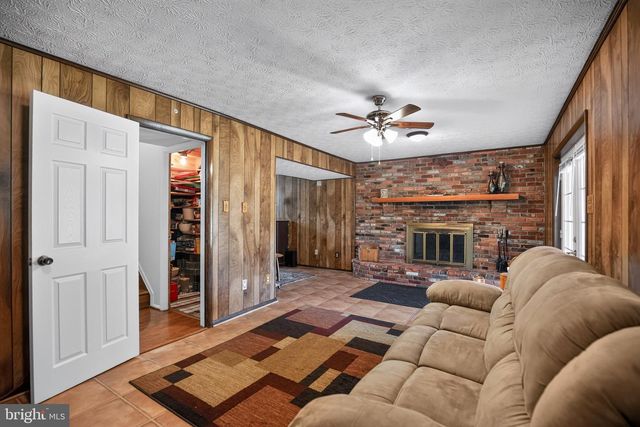 5850 STEPHEN REID RD, Huntingtown, MD 20639