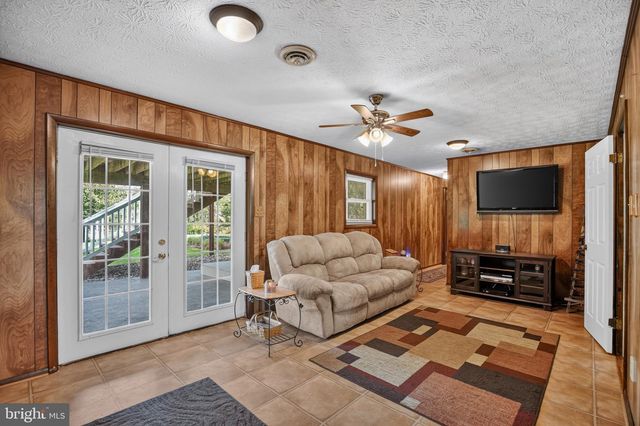 5850 STEPHEN REID RD, Huntingtown, MD 20639
