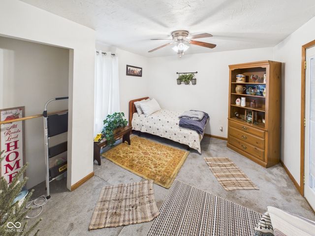 2438 E 200 N, Anderson, IN 46012