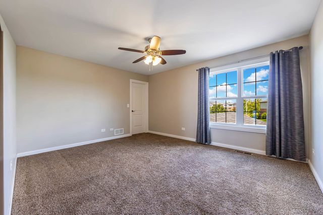 19830 Mulroy Circle, Tinley Park, IL 60487