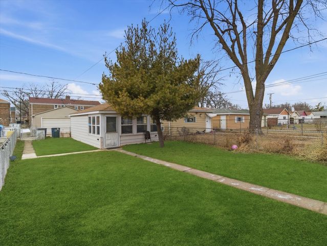 3728 S 58th Avenue, Cicero, IL 60804