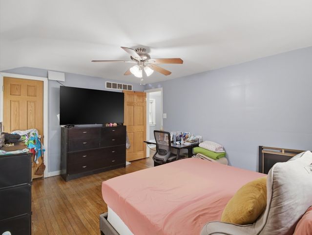 3728 S 58th Avenue, Cicero, IL 60804