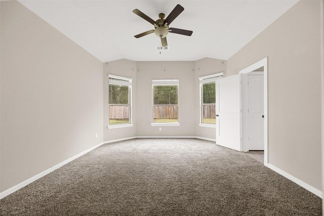 8510 Amber Bend Drive, Baytown, TX 77521