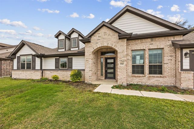 8510 Amber Bend Drive, Baytown, TX 77521