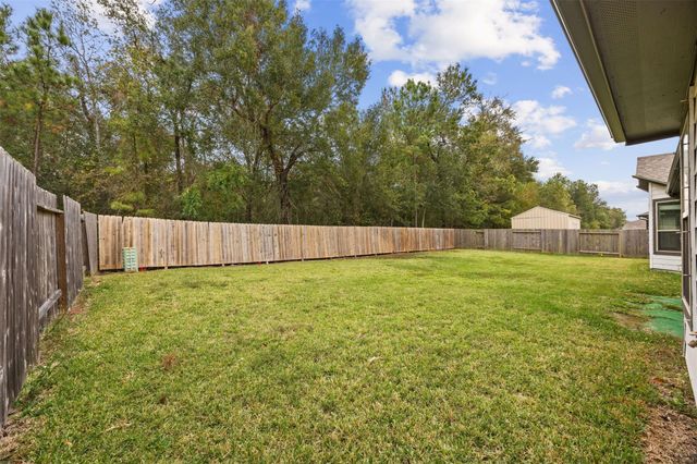 8510 Amber Bend Drive, Baytown, TX 77521