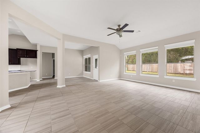 8510 Amber Bend Drive, Baytown, TX 77521