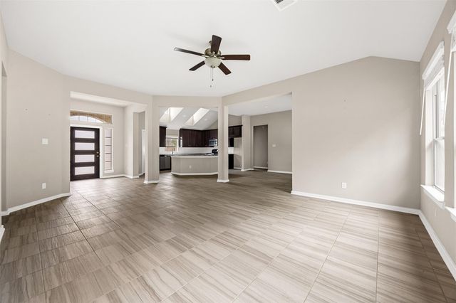 8510 Amber Bend Drive, Baytown, TX 77521