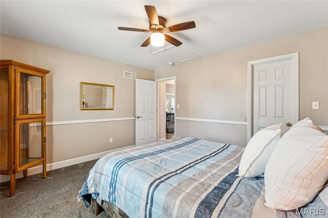 166 Old Williamsburg Parkway, Wentzville, MO 63385