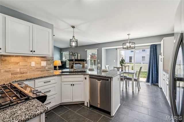 166 Old Williamsburg Parkway, Wentzville, MO 63385