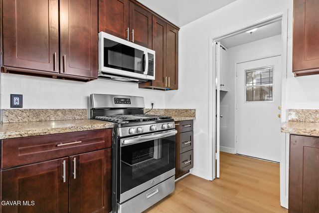 1149 W Avenue H11, Lancaster, CA 93534