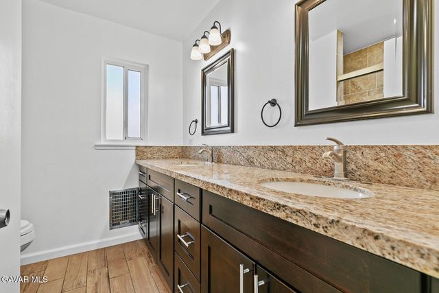 1149 W Avenue H11, Lancaster, CA 93534