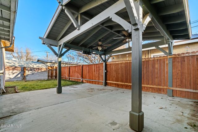 1149 W Avenue H11, Lancaster, CA 93534