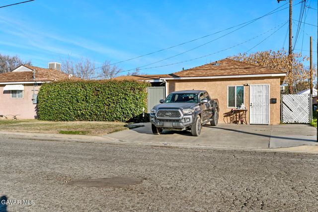 1149 W Avenue H11, Lancaster, CA 93534