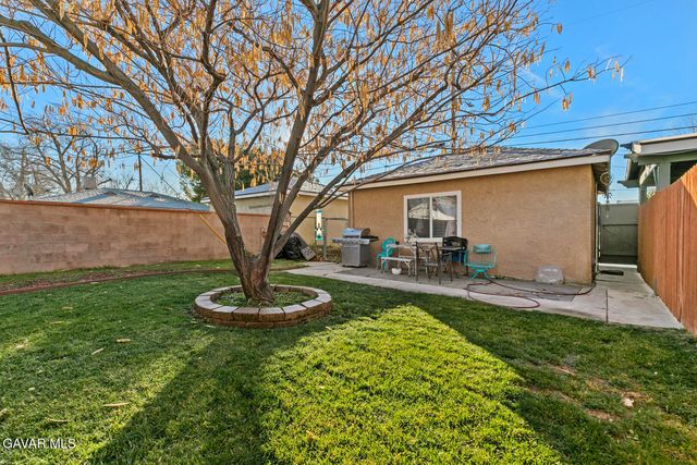 1149 W Avenue H11, Lancaster, CA 93534